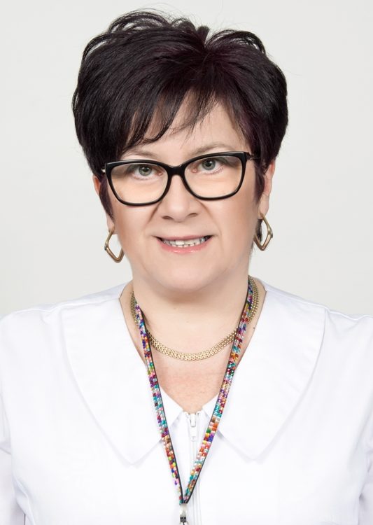 Dr. Csajági Sára